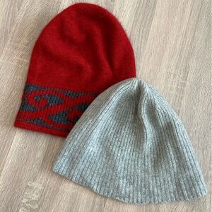 Uniqlo Red and Gray Beanie Set